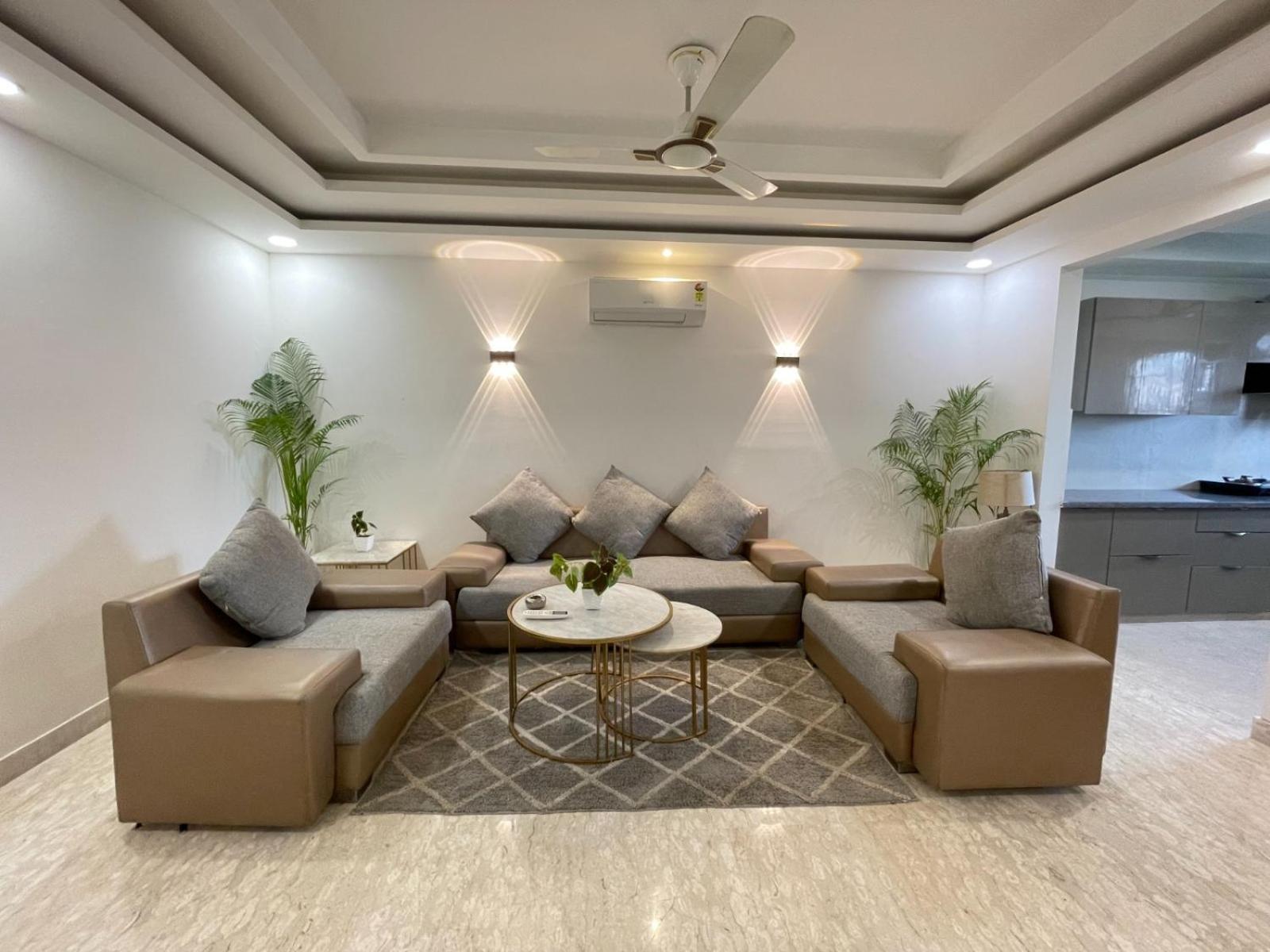 Bedchambers Serviced Apartments, Ardee City Гургаон Екстериор снимка