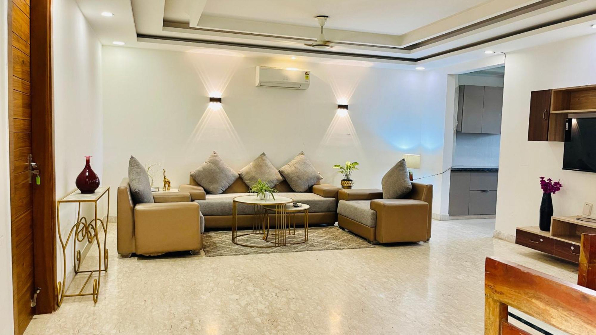 Bedchambers Serviced Apartments, Ardee City Гургаон Екстериор снимка