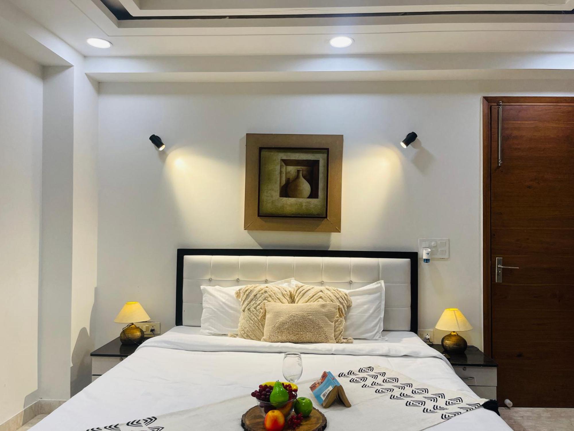 Bedchambers Serviced Apartments, Ardee City Гургаон Екстериор снимка