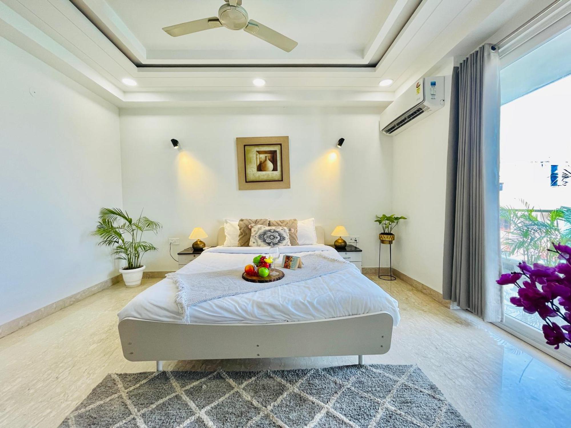 Bedchambers Serviced Apartments, Ardee City Гургаон Екстериор снимка